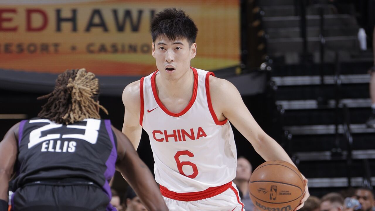 再见曼联！曝6500万“顶星”离队！1.8亿强援投奔红魔，强挖皇马